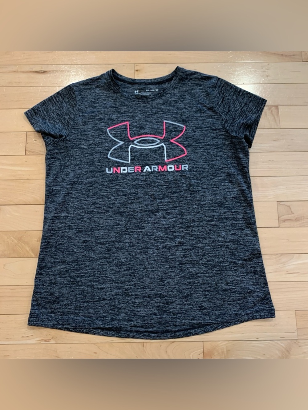 Under Armour Youth Girls Size XL 16 Short Sleeve Athletic Shirt Gray Pink